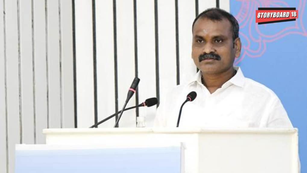 digital-radio,-d2m-can-deliver-content-without-data,-govt-backs-dlt-to-curb-spam:-mib’s-l-murugan